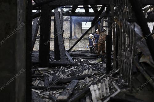 PAWAGAM SEREMBAN BERUSIA 70 TAHUN MUSNAH TERBAKAR