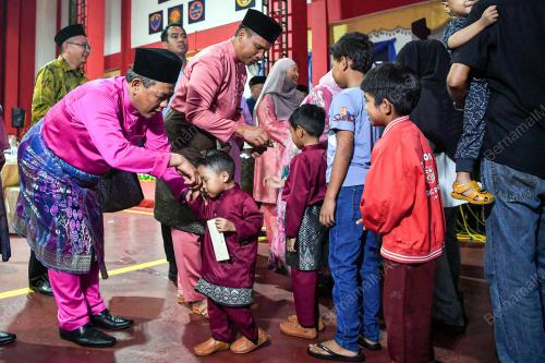 DATUK SERI AMINUDDIN HARUN