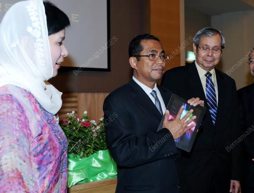 DATUK SERI MOHAMED KHALID NORDIN