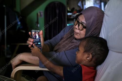 KAWALAN PENGGUNAAN INTERNET DI KALANGAN GENERASI MUDA