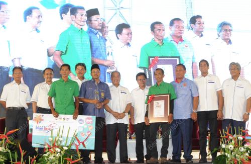 NS04_23052015_MUHYIDDIN_ANUGERAH