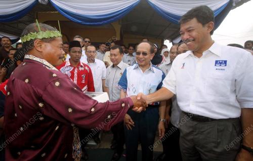 DATUK SERI MOHAMAD HASAN