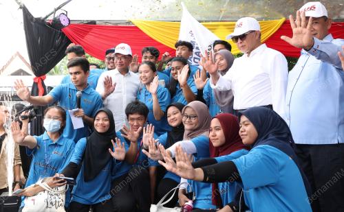 DATUK SERI ANWAR IBRAHIM