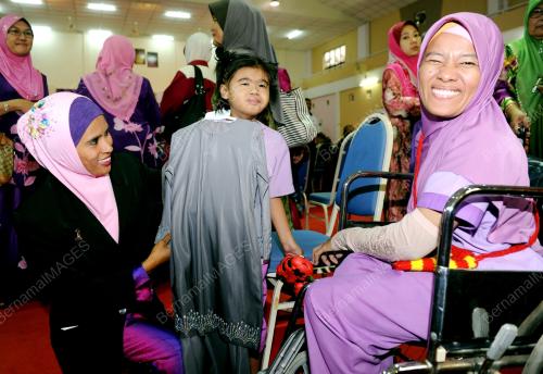 NS04_24072013_BAJU_RAYA