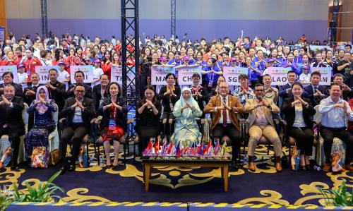 DATUK SERI DR WAN AZIZAH WAN ISMAIL
