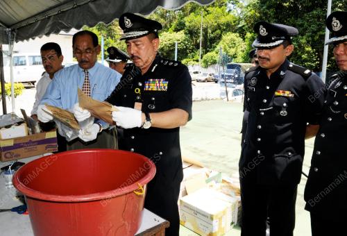 NS04_25022016_POLIS_MUSNAH