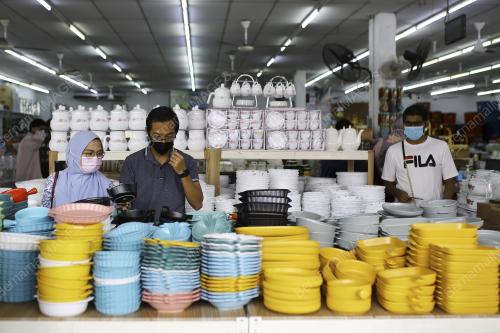 BELI-BELAH SEMPENA PERSIAPAN AIDILFITRI