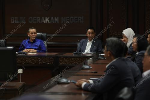 DATUK SERI AMINUDDIN HARUN