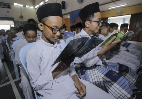 NS04_26042019_BUKU_BN201904257920
