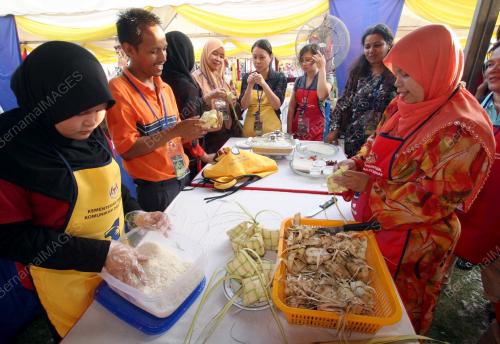 RUMAH TERBUKA