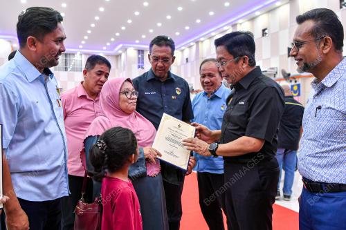 DATUK SERI JALALUDDIN ALIAS