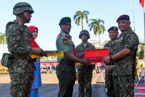 TAN SRI MUHAMMAD HAFIZUDDEAIN JANTAN