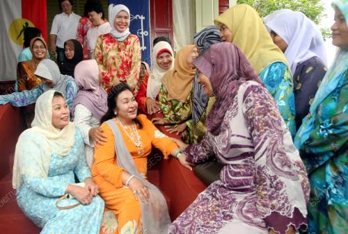 ROSMAH MANSOR