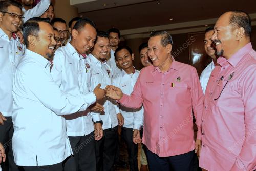 DATUK SERI AMINUDDIN HARUN