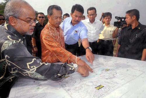 MUHYIDDIN YASSIN
