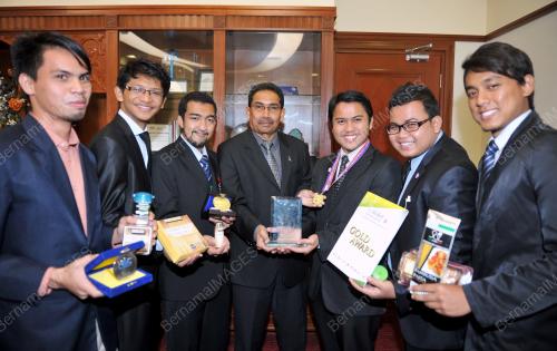 NS04_29102013_USIM_ANUGERAH