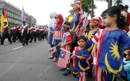PERBARISAN HARI KEMERDEKAAN KE-51
