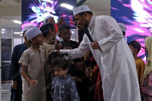 SANTAI AMBANG TAHUN BAHARU ANAK MUDA
