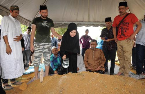 NS05_02072016_AZIZ_KEBUMI
