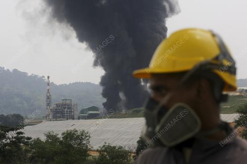 NS05_02102019_STOR_TERBAKAR