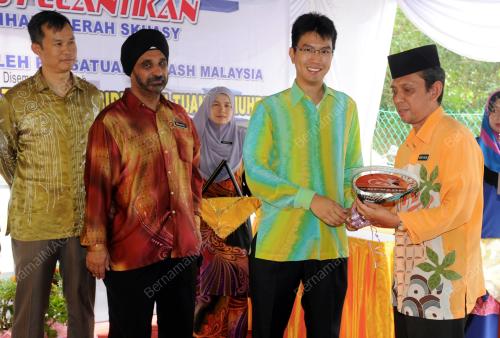 NS05_02112016_SEKOLAH_SQUASH