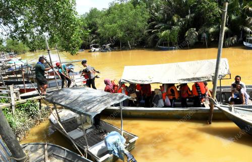 JETI PENGKALAN KEMPAS