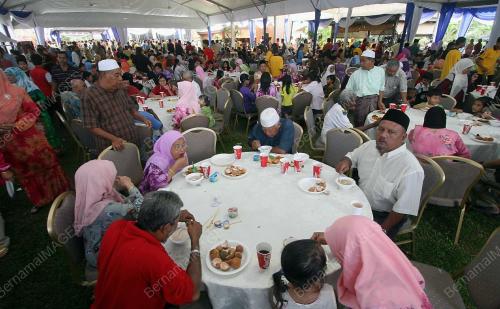 RUMAH TERBUKA