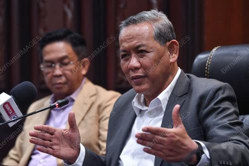 DATUK SERI AMINUDDIN HARUN