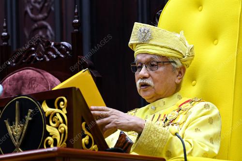 TUANKU MUHRIZ TUANKU MUNAWIR