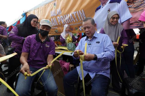 DATUK SERI AMINUDDIN HARUN