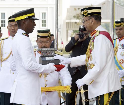TUANKU ABDUL HALIM MU'ADZAM SHAH