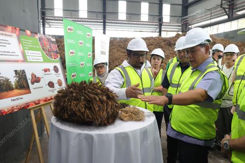 DATUK SERI AMINUDDIN HARUN