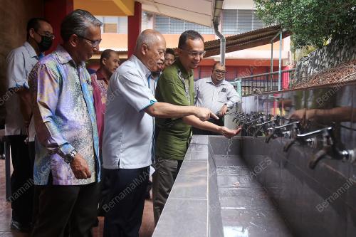 ZULKIFLEE OMAR