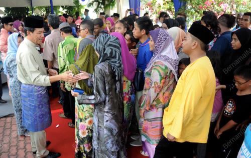 NS05_10082013_RUMAH_TERBUKA