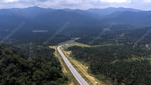 LEBUHRAYA TEMIANG - PANTAI
