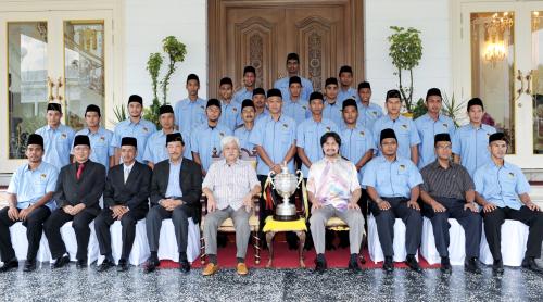 TUANKU MUHRIZ IBNI ALMARHUM TUANKU MUNAWIR