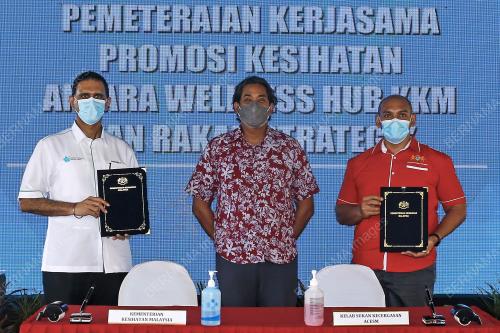 KHAIRY JAMALUDDIN