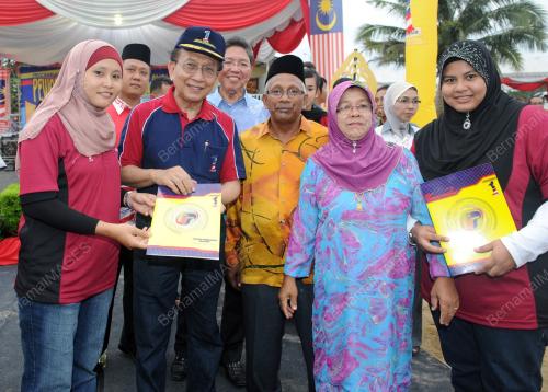 DATUK SERI DR RAIS YATIM