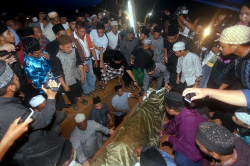 PENGEBUMIAN ASHAARI