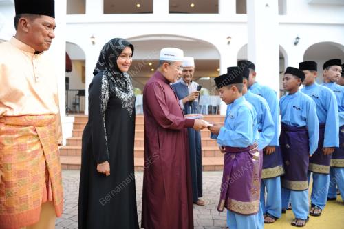 NS05_13062016_BUKA_PUASA