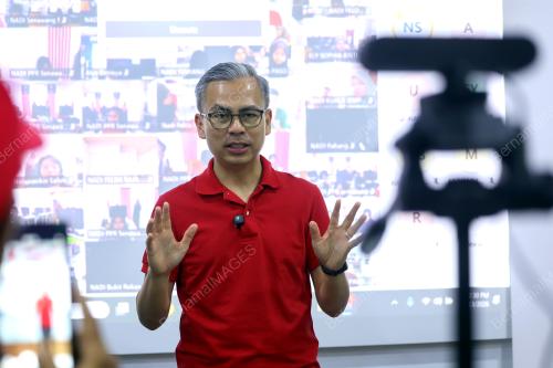 DATUK FAHMI FADZIL