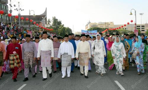 NS05_15022011_MAULIDUR_RASUL