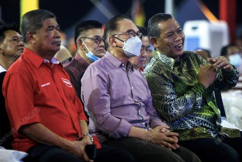 DATUK SERI AMINUDDIN HARUN