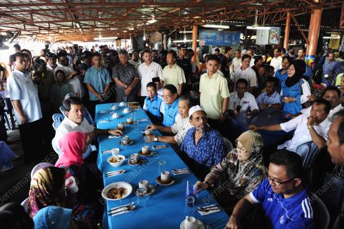 TAN SRI MUHYIDDIN YASIN