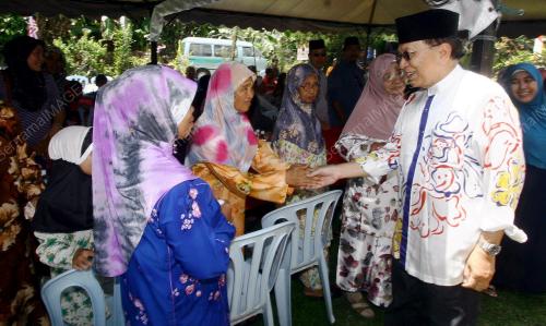 DATUK SERI DR RAIS YATIM