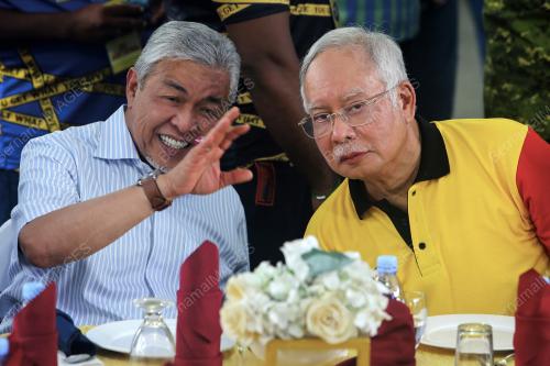 DATUK SERI NAJIB TUN RAZAK