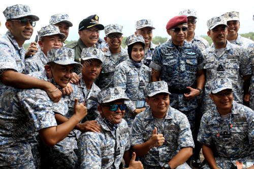 DATUK SERI HISHAMMUDDIN TUN HUSSEIN