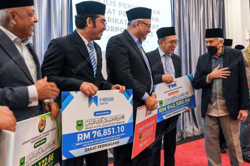 DATUK SERI DR ABDUL AZIZ SHEIKH ABDUL KADIR