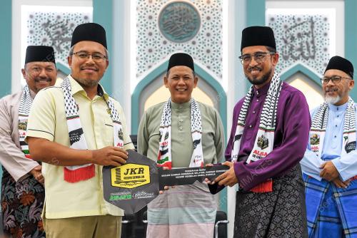 DATUK SERI AMINUDDIN HARUN