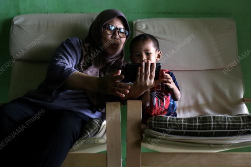 KAWALAN PENGGUNAAN INTERNET DI KALANGAN GENERASI MUDA